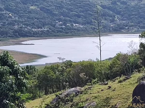 Lote/Terreno em Garopaba - Macacu