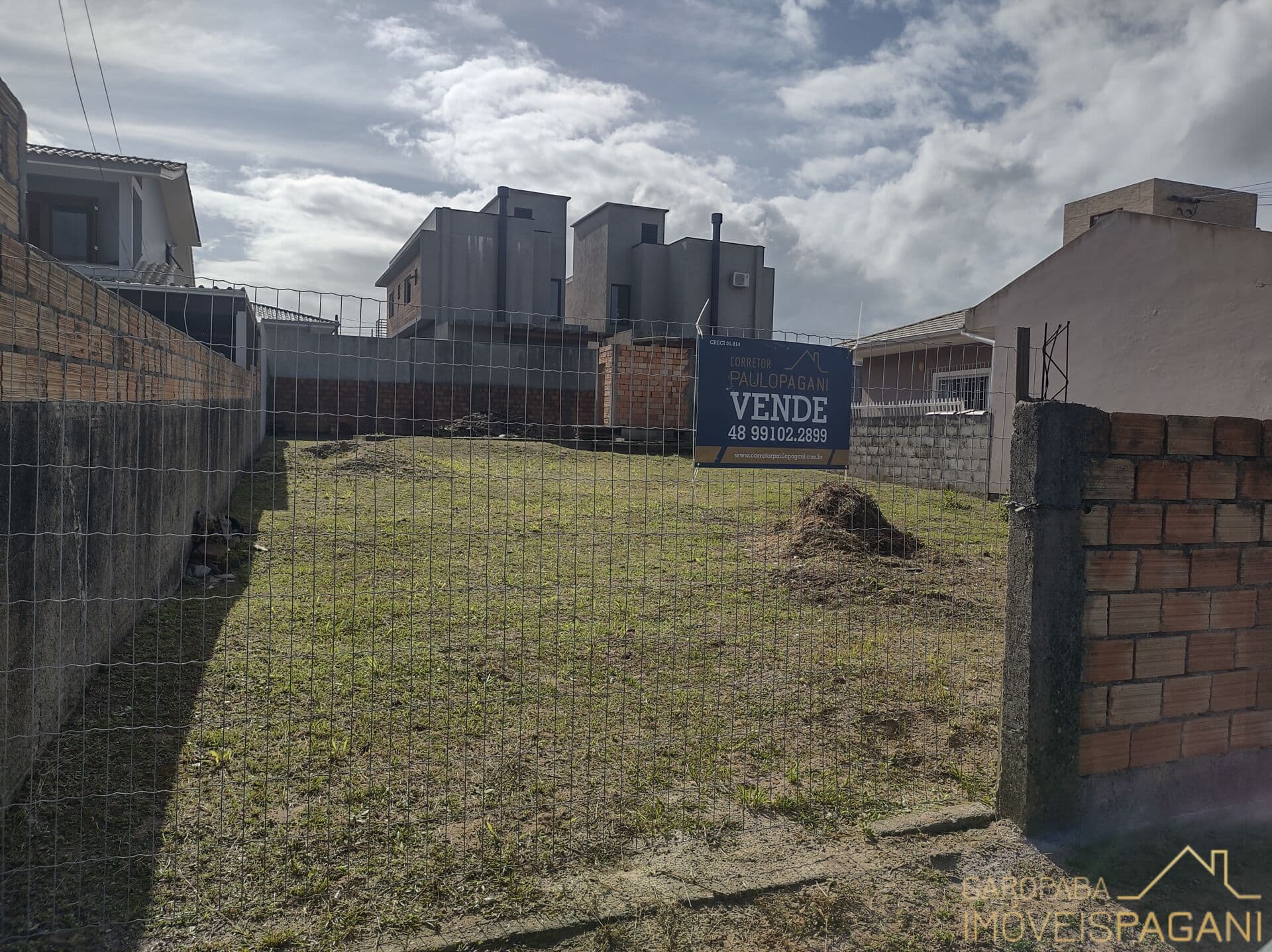 Lote/Terreno em Garopaba - Ambrósio