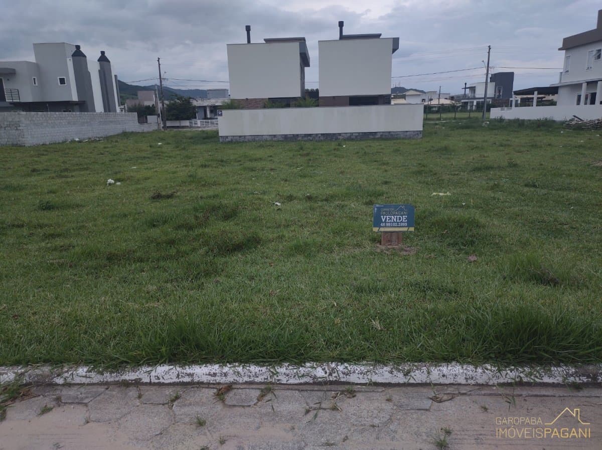 Terreno Lote para Venda em LOTEAMENTO PEDRAS BRANCAS Garopaba-SC