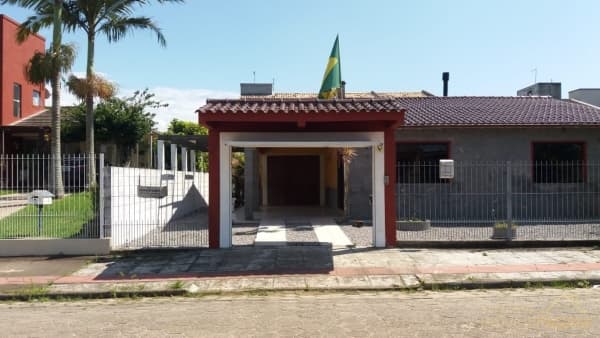 Casa Alvenaria para Venda em Pinguirito Garopaba-SC