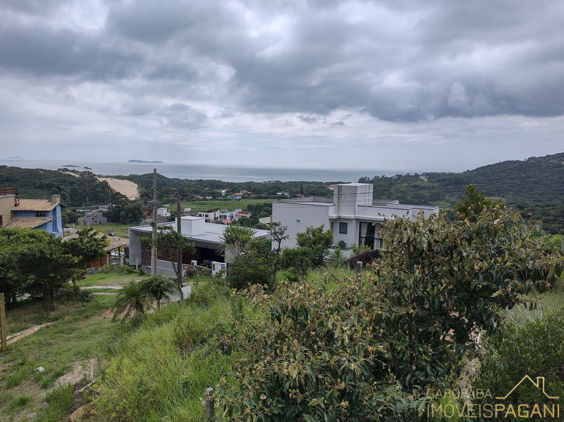 Lote/Terreno em Garopaba - Areias de Macacu
