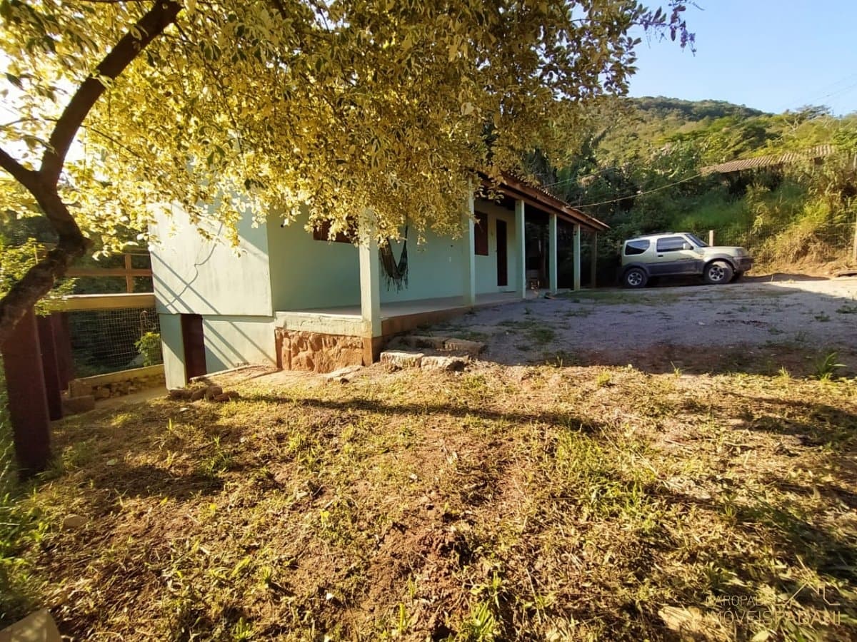 Casa Padrão para Venda em Praia do Siriú Garopaba-SC