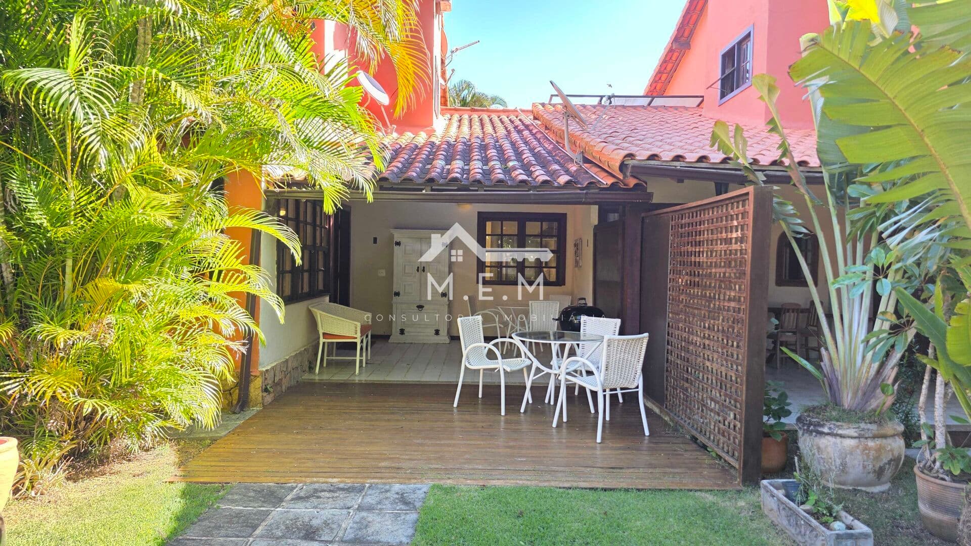Casa com RGI em condomínio completo a 5 minutos da Praia de Geribá