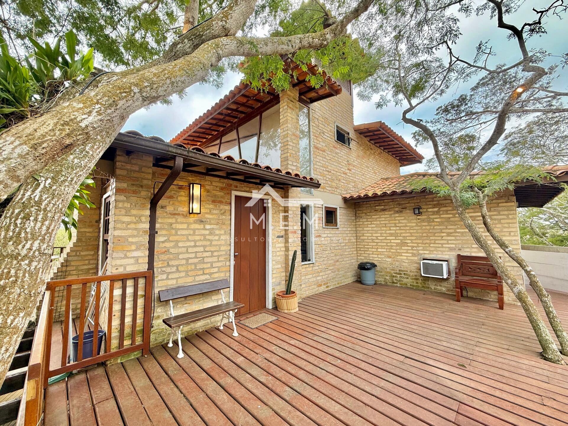 Casa com RGI em ótima localização em Geribá