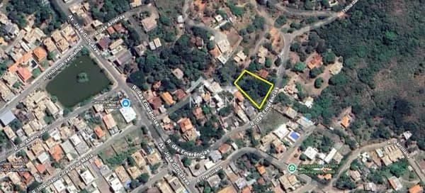 Terreno de 1090 m² em José Gonçalves