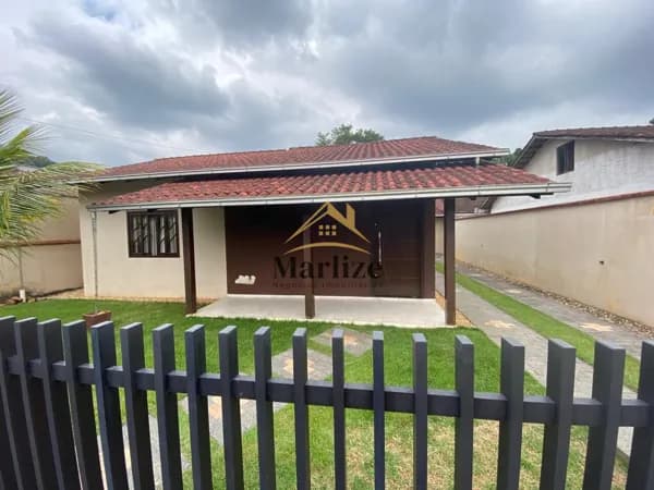 Casa em Jaraguá do Sul - Amizade