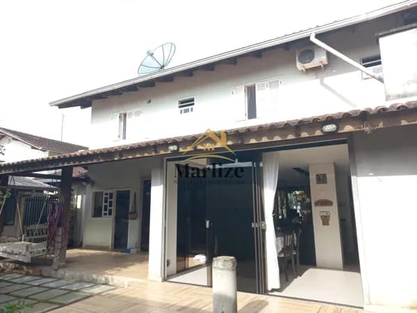 Casa localizada no bairro Vila Nova em Jaraguá do Sul/SC