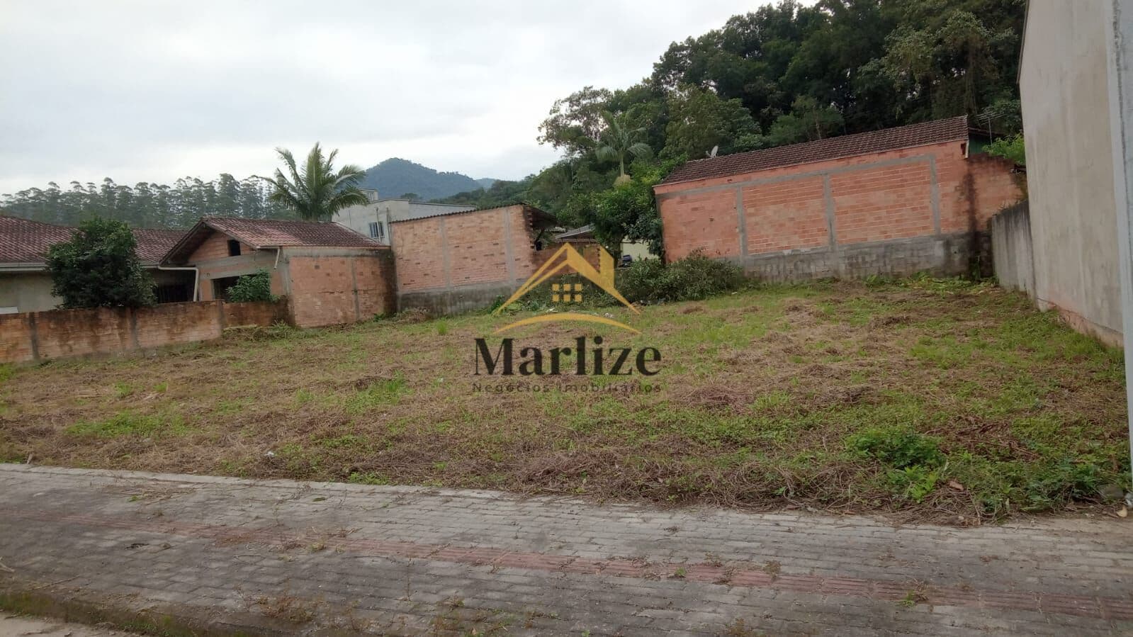 Lote/Terreno em Schroeder - CENTRO NORTE