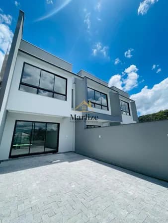 Sobrado em Jaraguá do Sul - Amizade