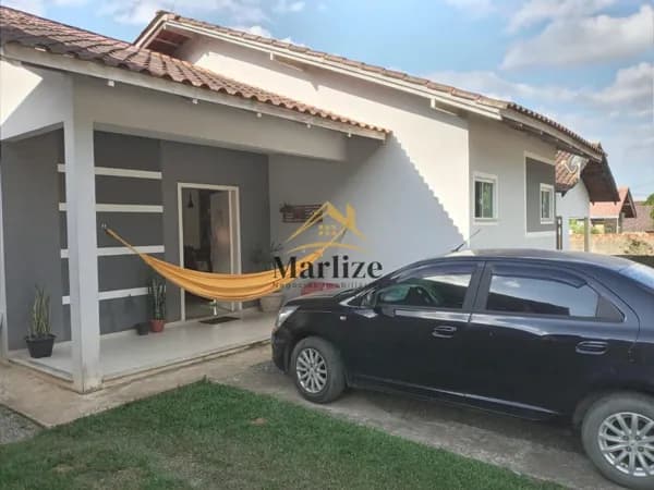 Casa em Jaraguá do Sul - Ilha da Figueira