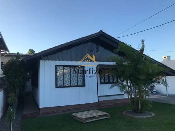 Casa em Jaraguá do Sul - Água Verde