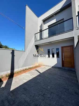 Sobrado em Jaraguá do Sul - Tifa Martins