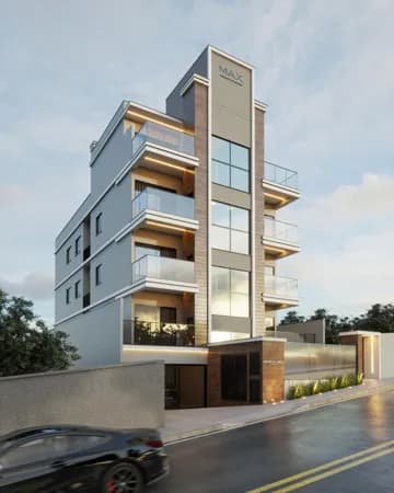 Apartamentos no morro do Cristo, a poucos metros da praia central.