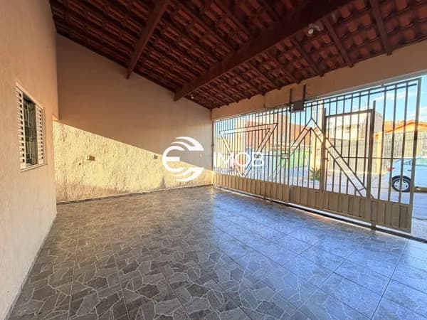Casa à venda 3 dorms - 1 suíte em Parque Residencial Jundiaí - SP - R$ 557.000,00