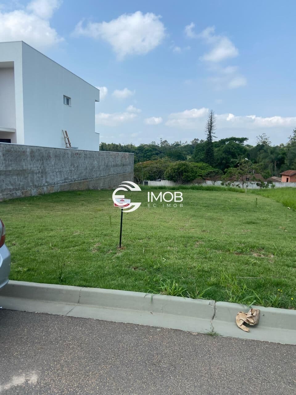 Terreno à venda em Jundiaí Bairro do Medeiros Fechado Parque das Camélias - 390m² - R$ 490.000,00