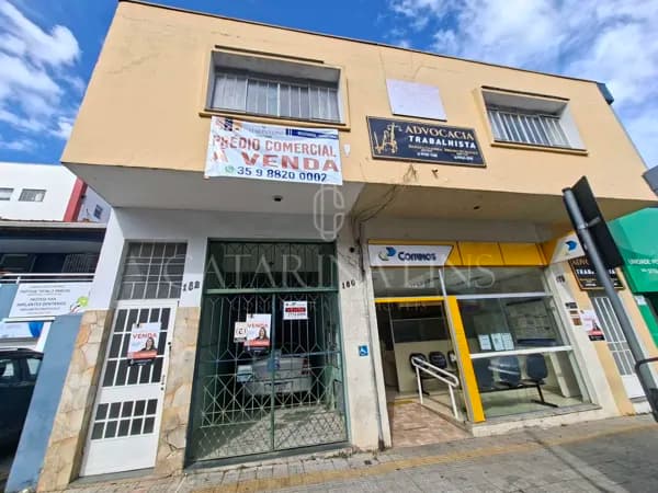 Prédio comercial e multifuncional à venda no Centro de Poços de Caldas