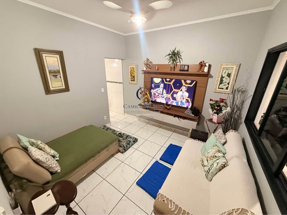 VENDE-SE CASA NO JARDIM ALICE NA CIDADE DE INDAIATUBA SÃO PAULO- CASA COM 2 DORMITORIOS SENDO 1 SUITE COM MUITOS PLANEJADOS E AR CONDICIONADO JA INSTALADOS .