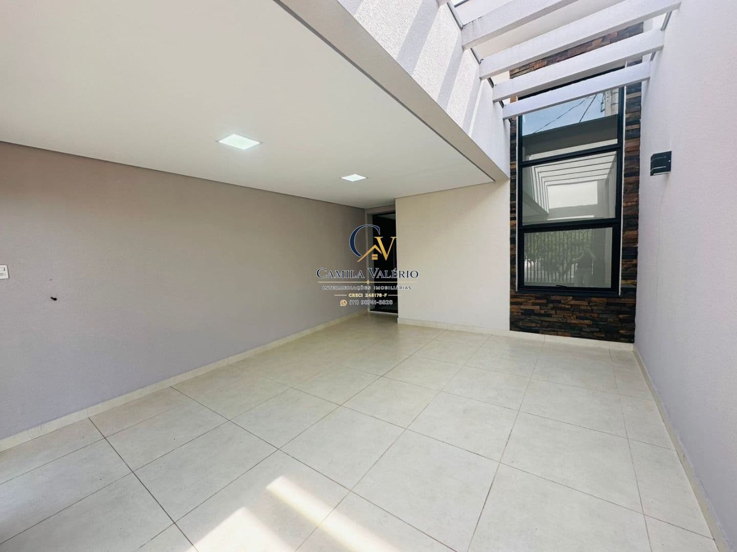 VENDE-SE CASA NA VILA HAVAI NA CIDADE DE INDAIATUBA - CASA COM 3 DORMITORIOS SENDO 1 SUITE , CASA COM EXCELENTE LOCALIZAÇÃO NA CIDADE A 5 MINUTOS DO CENTRO DA CIDADE