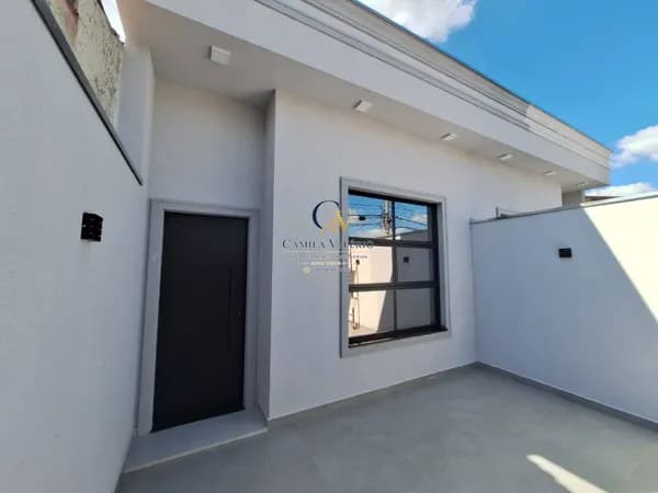 VENDE-SE CASA NOVA NO JARDIM ELDORADO NA CIDADE DE INDAIATUBA SÃO PAULO COM 3 DORMITORIOS SENDO 1 SUITE - 690 MIL ACEITA FINANCIAMENTO