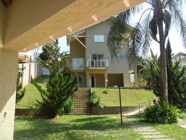 Casa Alto Padrão- Locação - Suíça da Cantareira