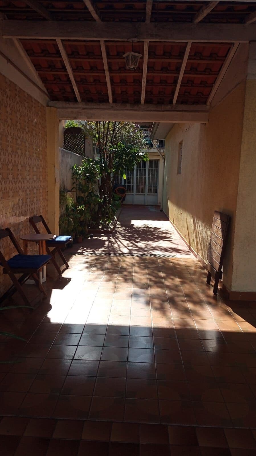 Terreno com 2 casas grandes - Venda - Santa Terezinha - Jardim do Colégio