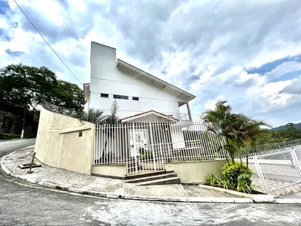 Casa Alto Padrão Venda - Jardim Ibiratiba