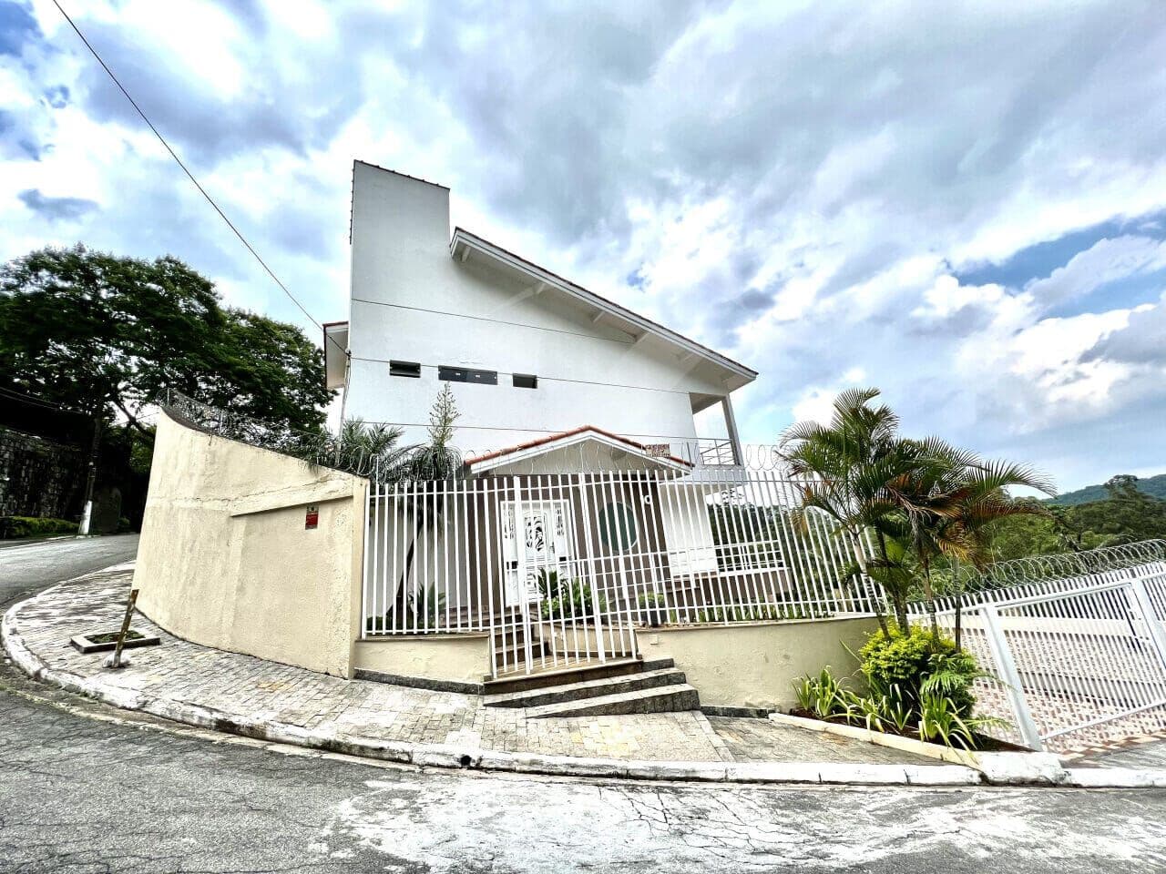 Casa Alto Padrão Venda - Jardim Ibiratiba
