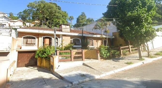 CASA TÉRREA - JARDIM BIBI /TREMEMBÉ - VENDA
