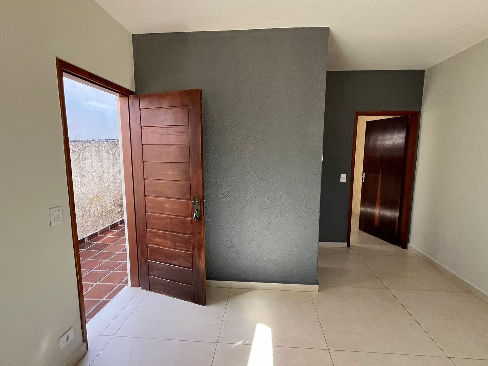 CASA ASSOBRADA -VILA ALBERTINA - VENDA