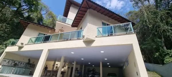 Casa em Mairiporã - Caraguatá