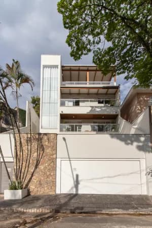 AMPLO SOBRADO ALTO PADRÃO - JARDIM BIBI /TREMEMBÉ - VENDA
