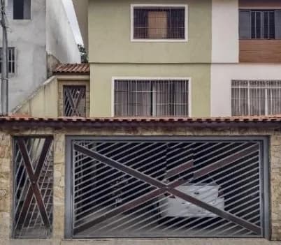 Casa Sobrado com 3 dormitórios 1 suíte 2 vagas na Vila Pedra Branca