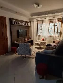 AMPLO SOBRADO - MOBILIADO - PARADA INGLESA - VENDA