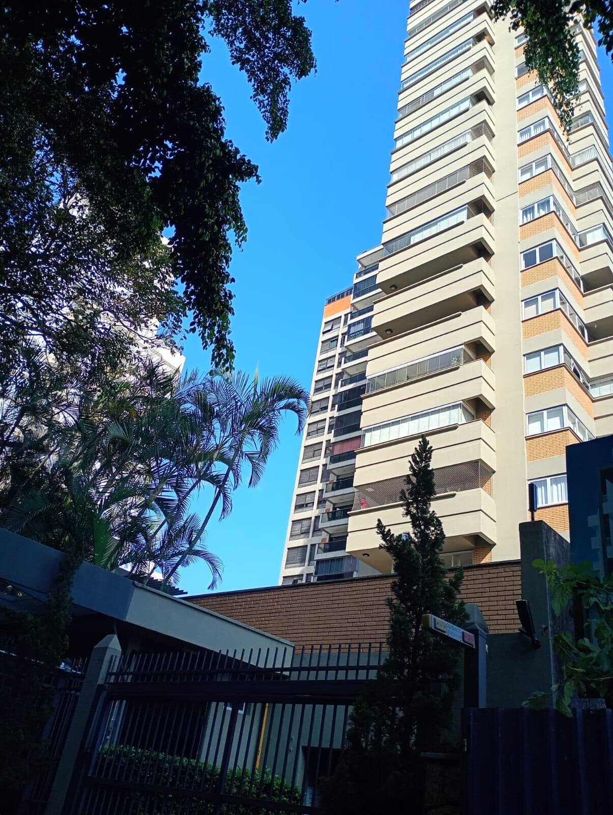 APARTAMENTO ALTO PADRÃO - JARDIM FRANÇA /AGUA FRIA - VENDA