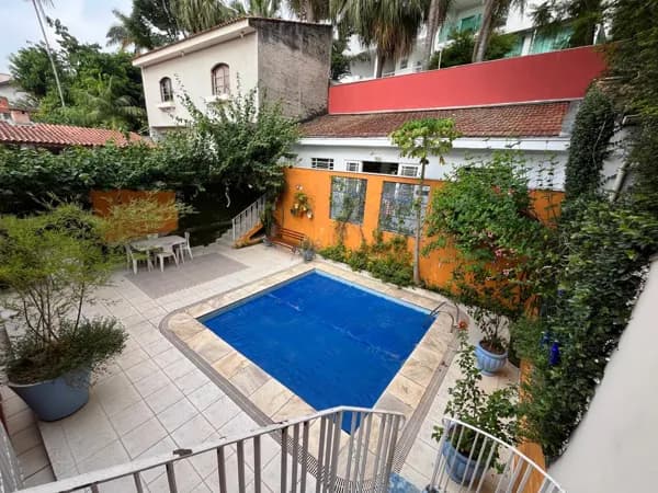 Sobrado Alto Padrão - Jardim floresta / Horto - Locação