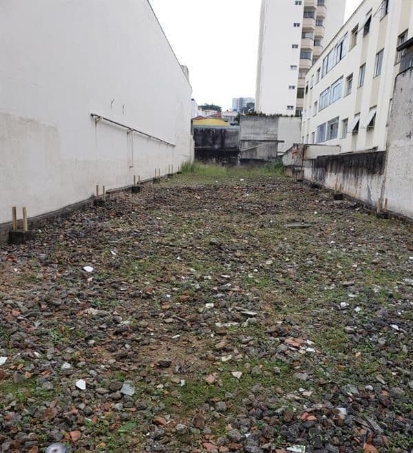 Lote/Terreno em São Paulo - Santana