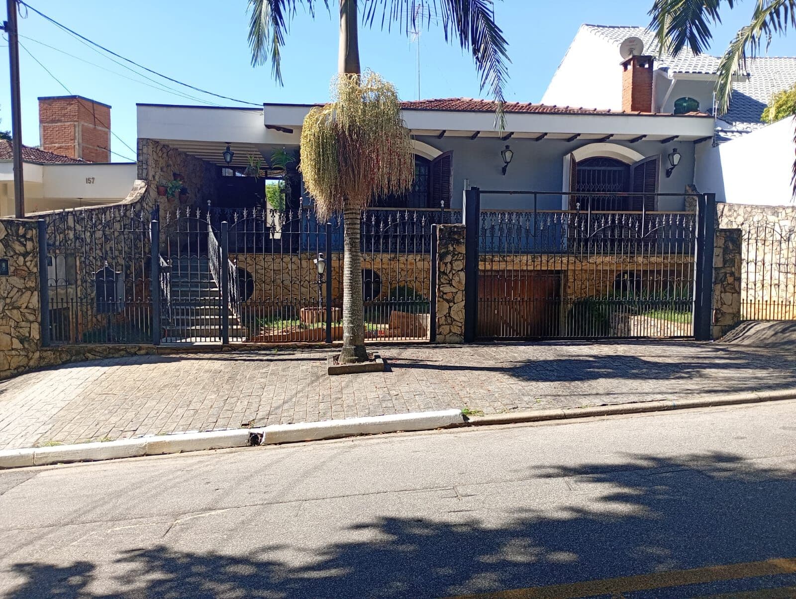CASA ASSOBRADADA - ALTO PADRÃO - JARDIM VIRGINIA BIANCA - VENDA