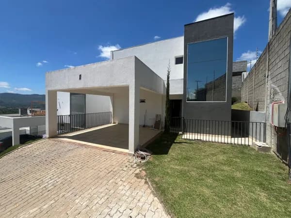 Sobrado em Condomínio - Atibaia - Venda