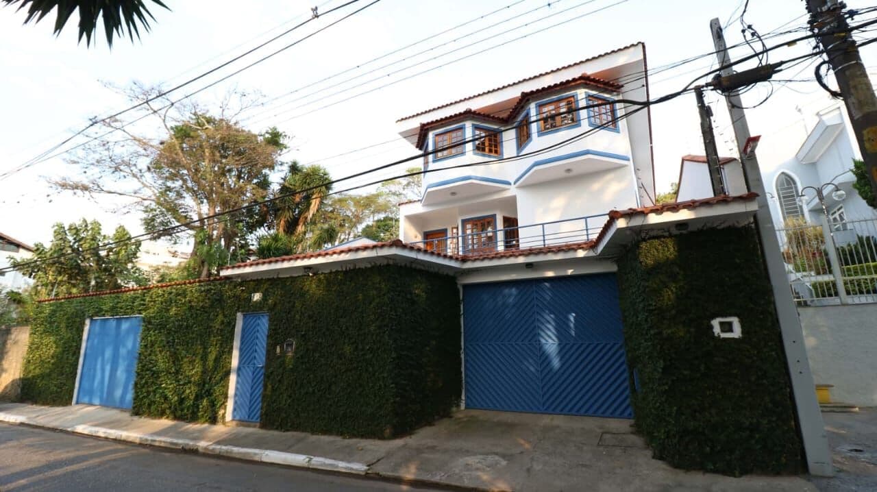 SOBRADO - JARDIM FLORESTA/ HORTO - VENDA
