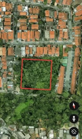 Terreno- semi plano - Horto Florestal