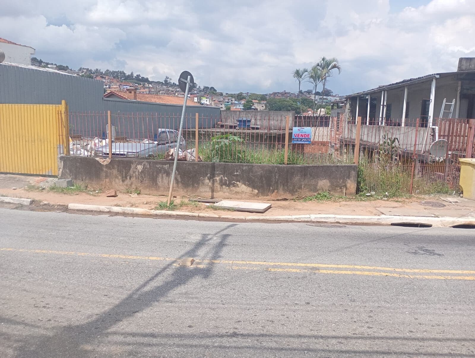 TERRENO - VILA ALBERTINA /TREMEMBÉ - PLANO / DECLIVE - VENDA