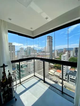 Apartamento Cobertura Alto Padrão mobiliado e com 3 suítes em Itapema - Meia Praia