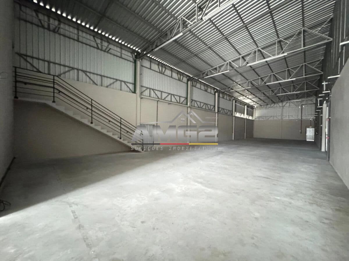 Galpão Industrial com 540m² para locação no São Luiz em Brusque SC
