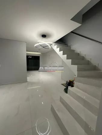Casa com 2 dormitórios sendo 2 suítes em Brusque SC