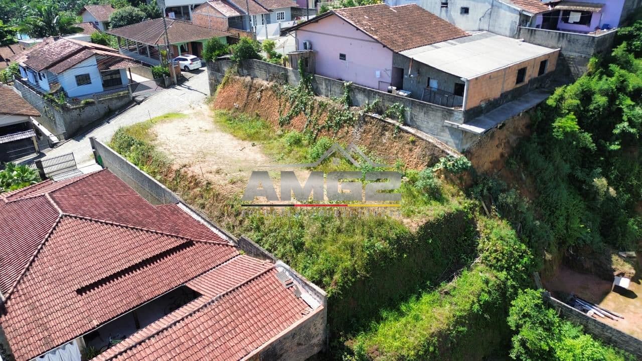 Terreno com 360m² para construir na Águas Claras em Brusque