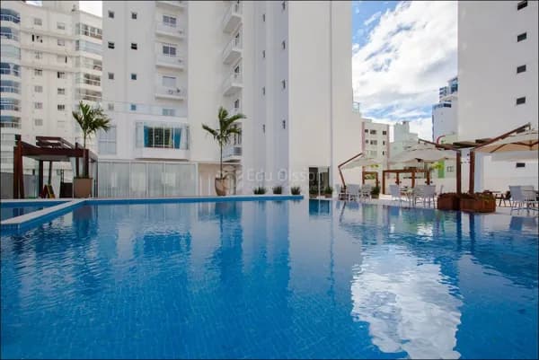 Apartamento à venda no bairro Centro em Balneário Camboriú/SC