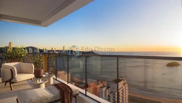 Apartamento à venda no bairro Centro em Balneário Camboriú/SC