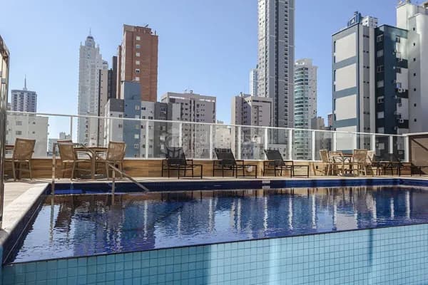 Apartamento à venda no bairro Centro em Balneário Camboriú/SC
