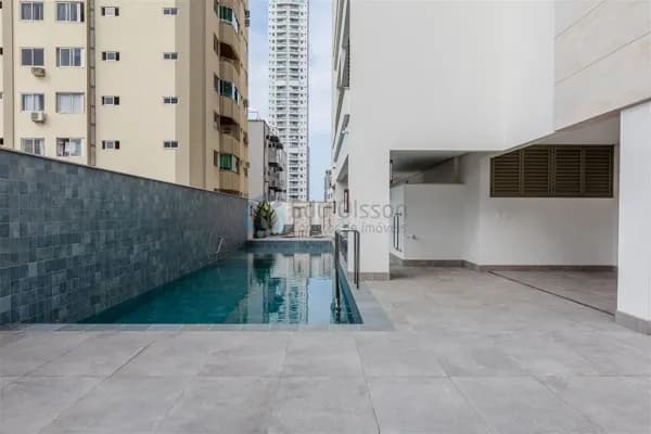 Apartamento à venda no bairro Centro em Balneário Camboriú/SC