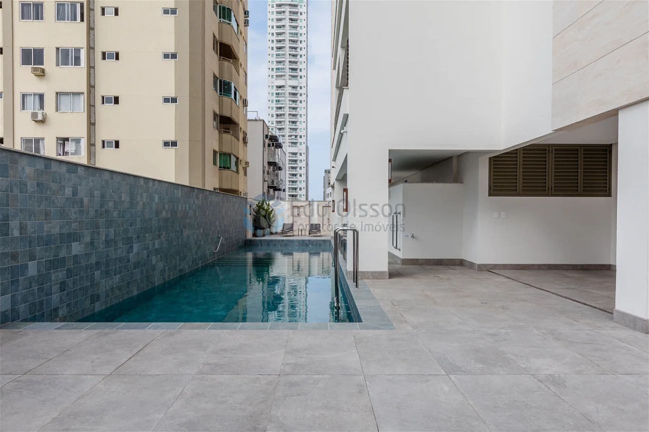 Apartamento à venda no bairro Centro em Balneário Camboriú/SC